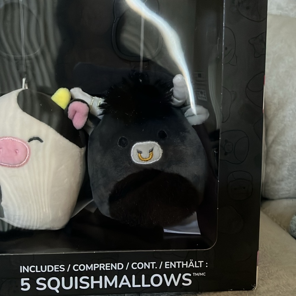 Squishmallows 3.5” Select Series Cow Clips Set ULGA CONNOR PATTY RIVKA LAKE NEW - Picture 6 of 7